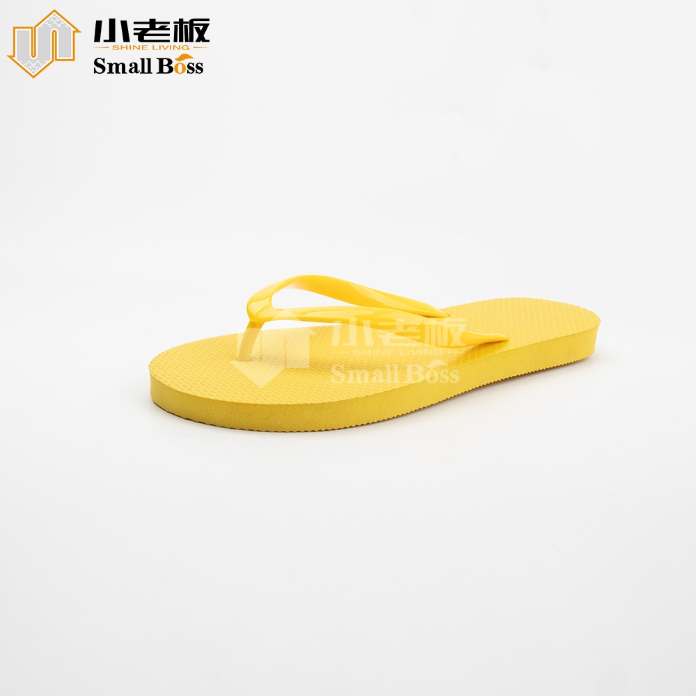Compuesto de espuma PVC suave y ligera resistente al desgaste para zapatos moldeados por inyección con espuma
